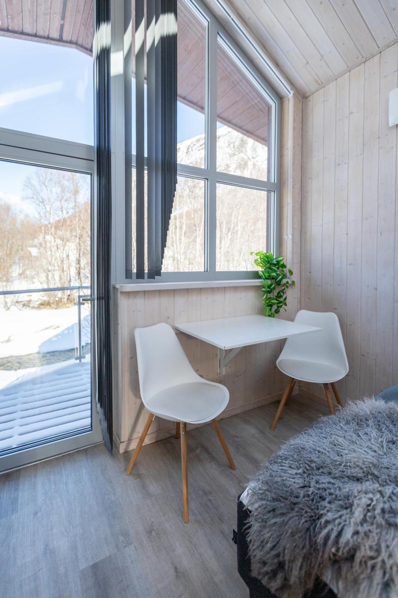 Tromso Lodge & Camping エクステリア 写真