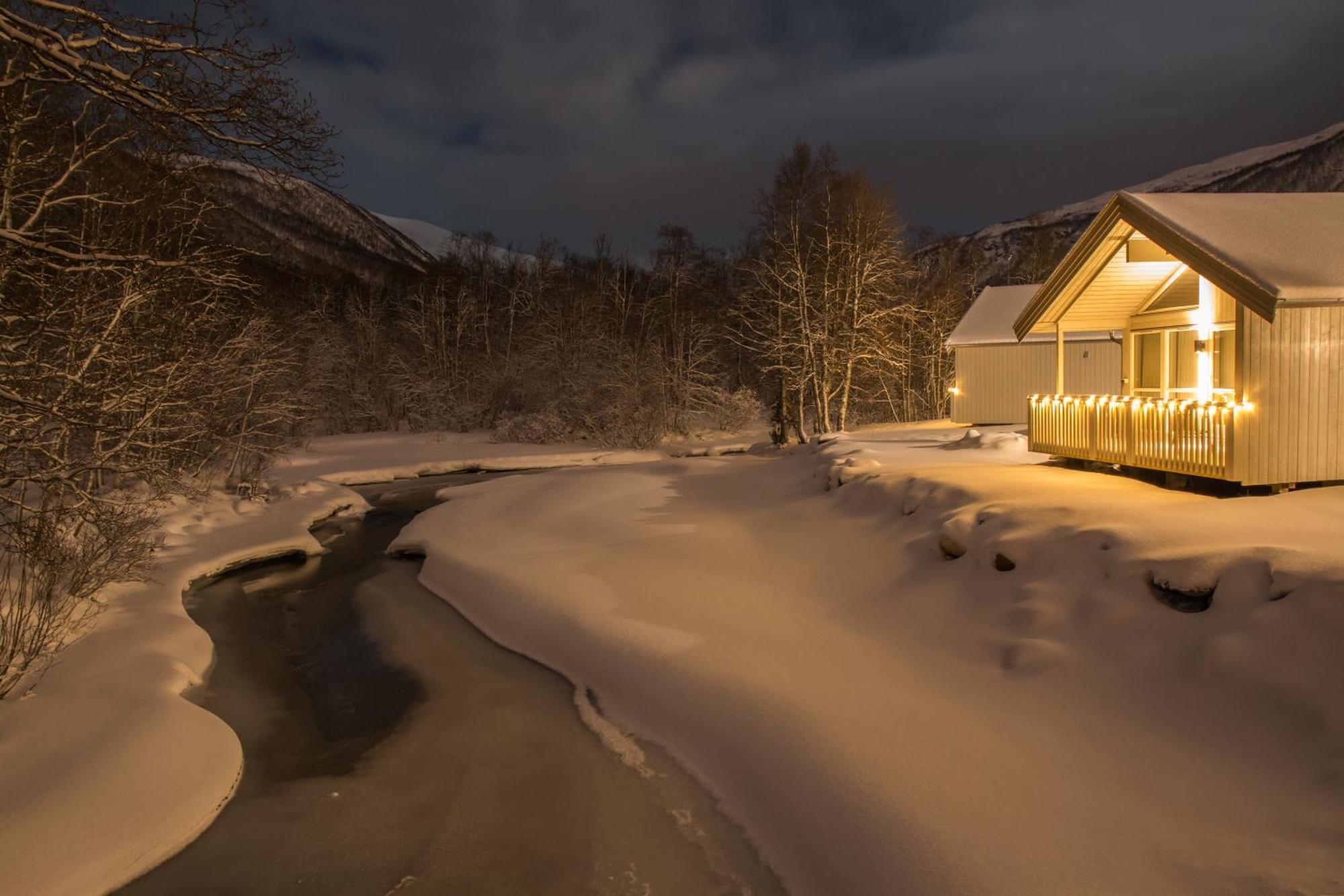 Tromso Lodge & Camping エクステリア 写真